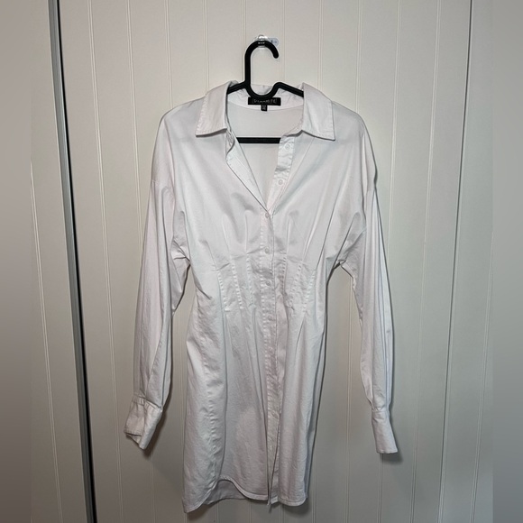 Minimalist White Button up Dress Shirt Dress with Cinched Waist XS - Picture 2 of 5